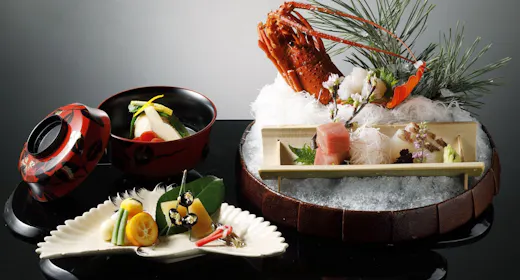 【早めの予約が断然お得!】新たな年の門出を旬彩でもてなす、新春特別懐石2食付プラン / 夕食・朝食付