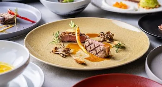 【記念日におすすめ】乾杯シャンパン&豊洲直送素材厳選コース9品 デザートメッセージ付<夕朝食付>