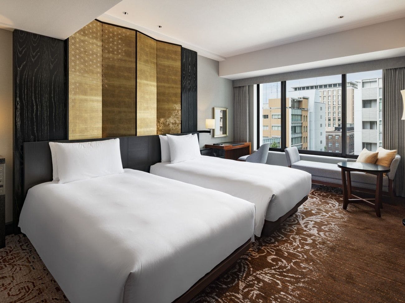 Kamar Twin dengan Pemandangan Kota