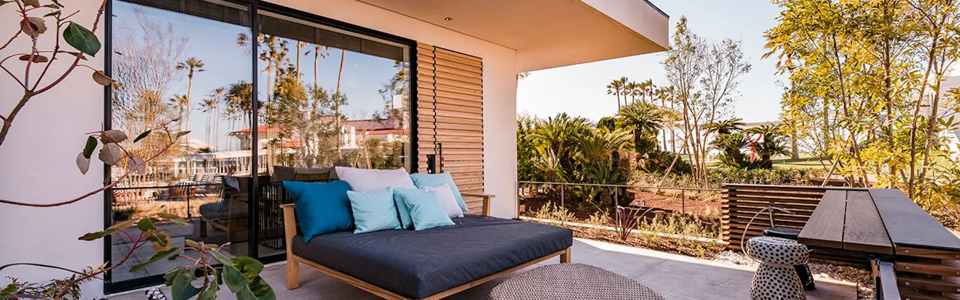 MALIBU HOTEL