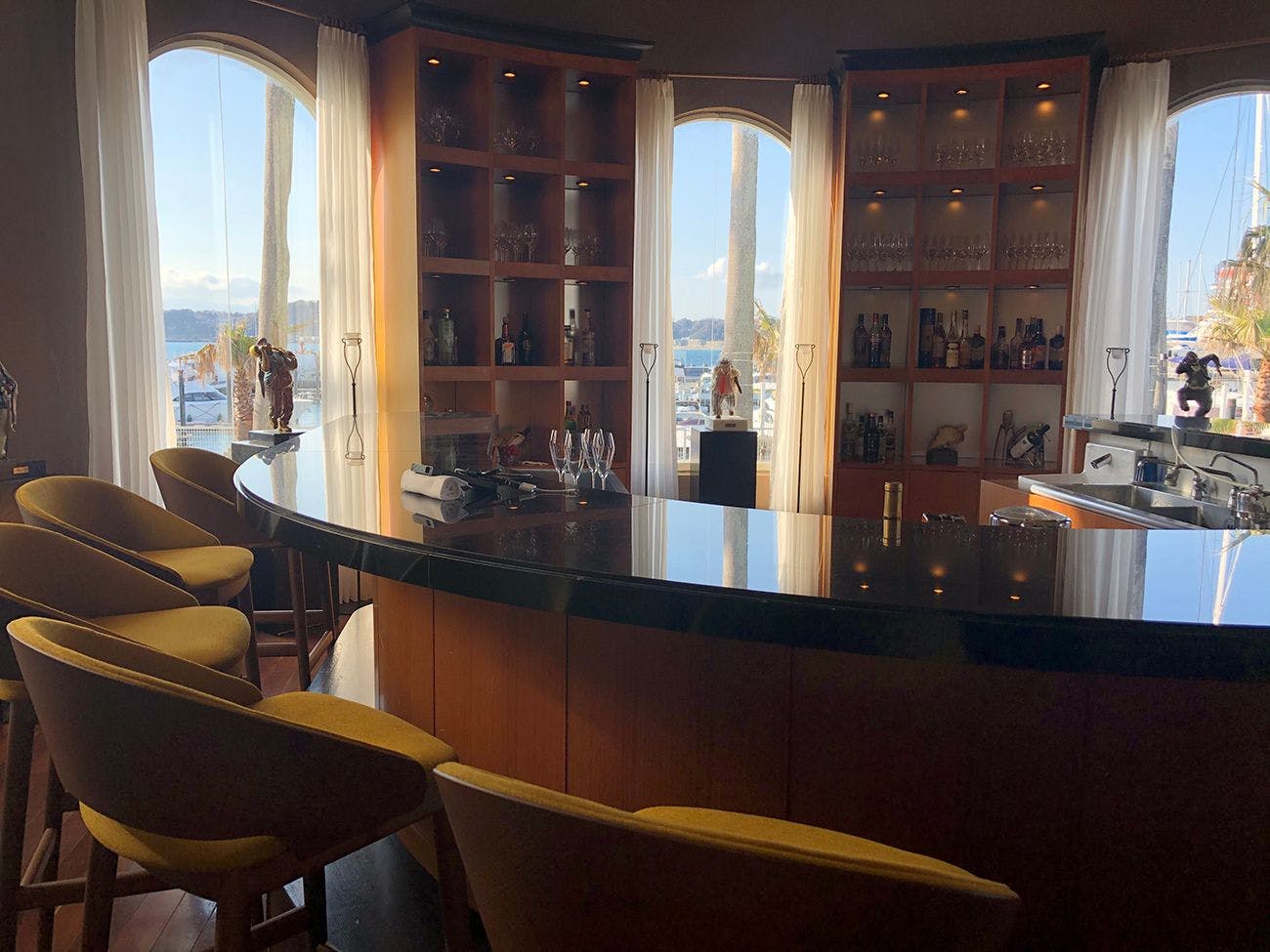 MALIBU HOTEL