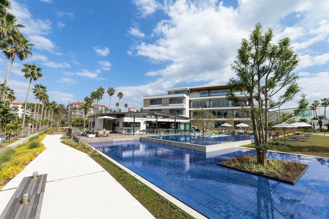 MALIBU HOTEL