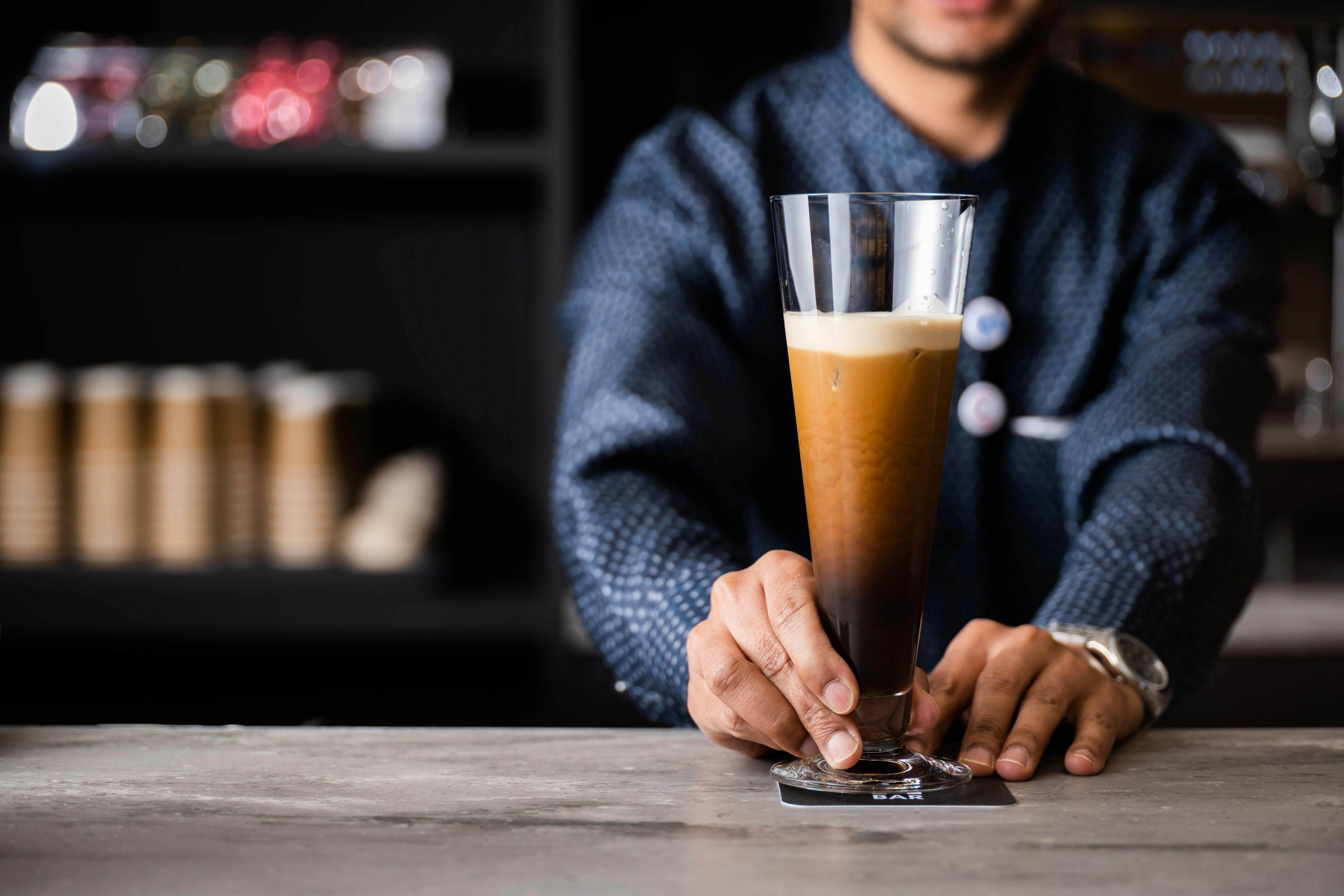 H BARのアイスコーヒー