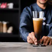 H BARのアイスコーヒー