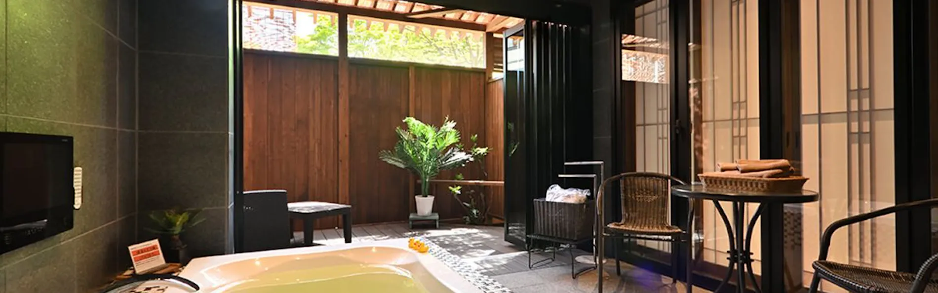 悠久の宿 別邸 蜉蝣の月