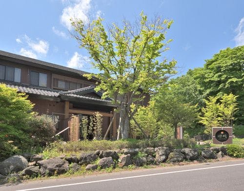 【お宿ひがしやま 別邸 蜉蝣の月】