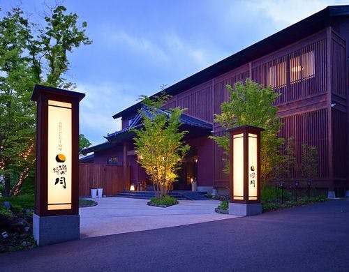 【お宿ひがしやま 別邸 蜉蝣の月】