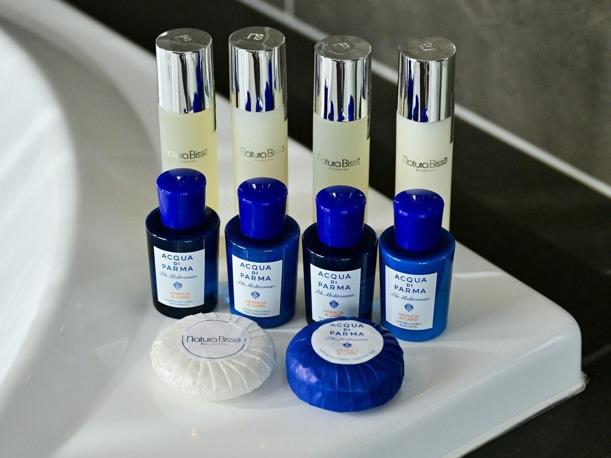 ACQUA DI PARMA(앞), Natura Bisse