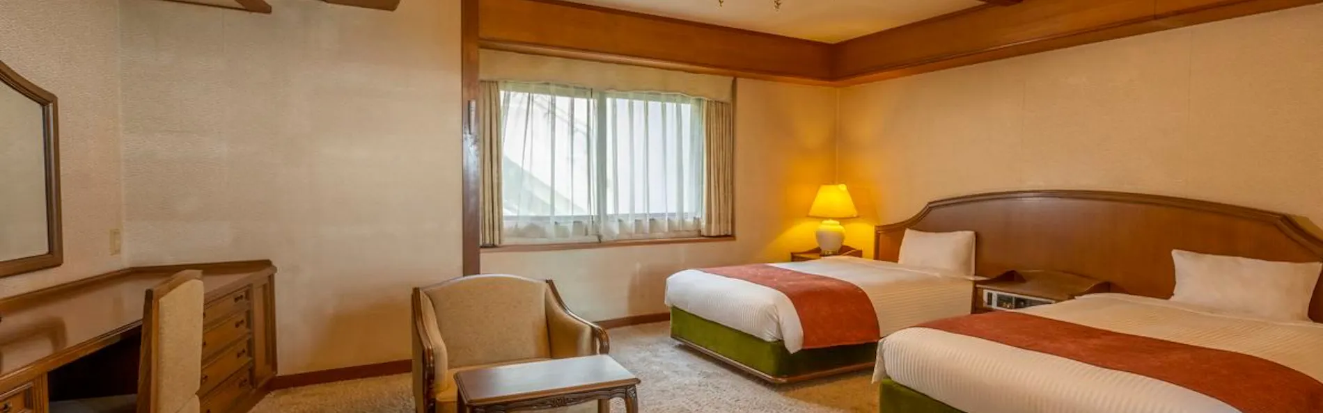 ホテルニューアカオ