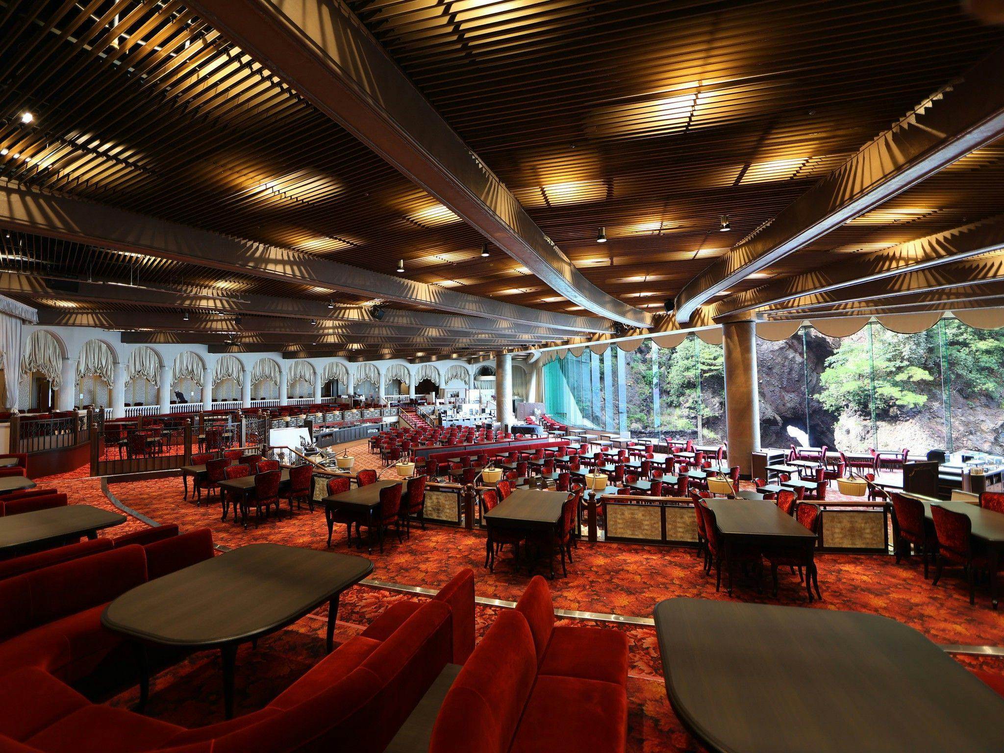 ホテルニューアカオ