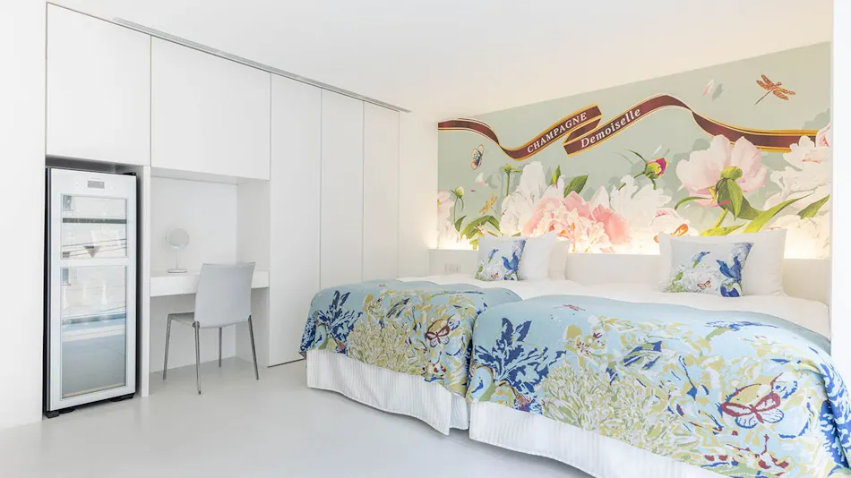 CUVEE J2 HOTEL OSAKA by Onko Chishin