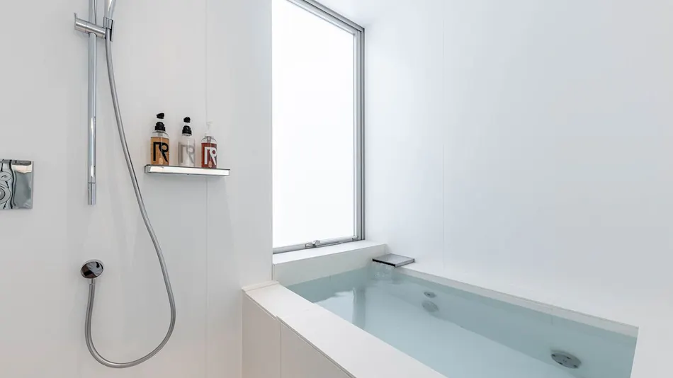CUVEE J2 HOTEL OSAKA by Onko Chishin