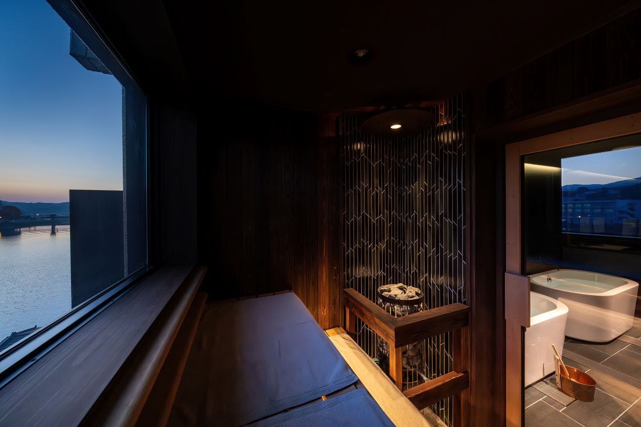 Ryokan & Sauna Yorozuya Hita