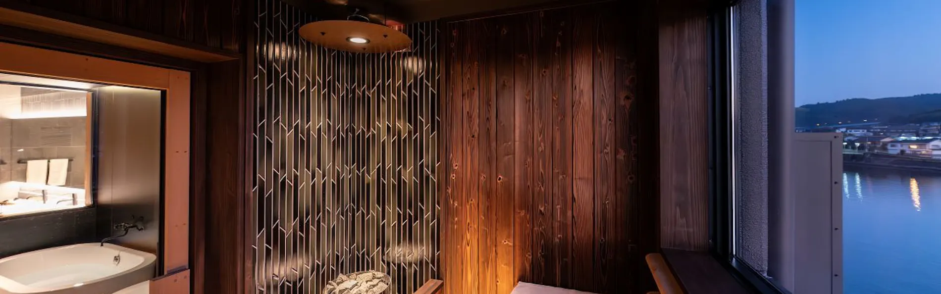 Ryokan & Sauna Yorozuya Hita