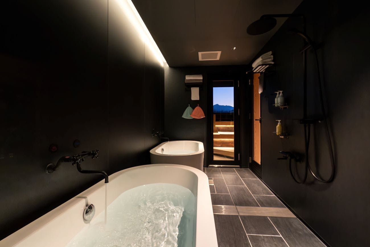Ryokan & Sauna Yorozuya Hita