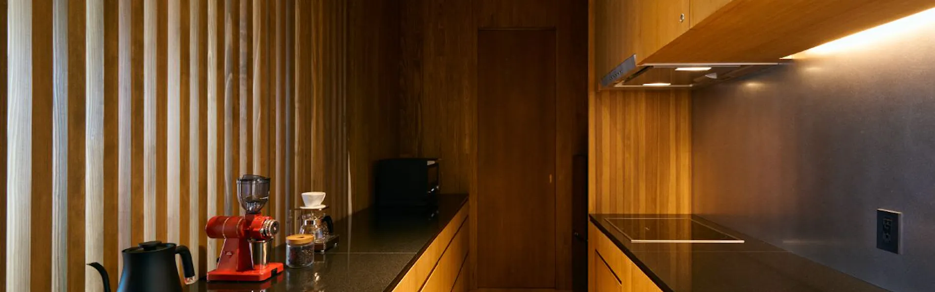 YANMAR SUNSET MARINA CLUBHOUSE&HOTEL