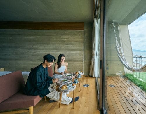 朝食　ルームサービス