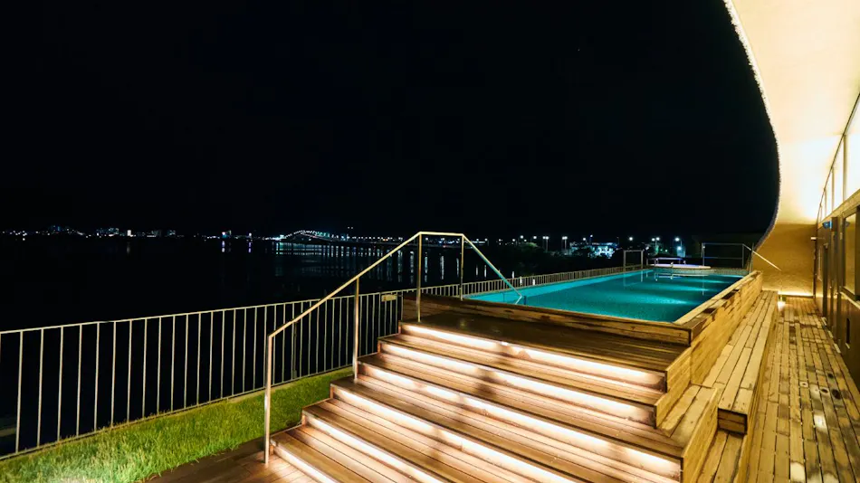 YANMAR SUNSET MARINA CLUBHOUSE & HOTEL