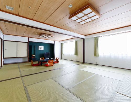大部屋和室24畳