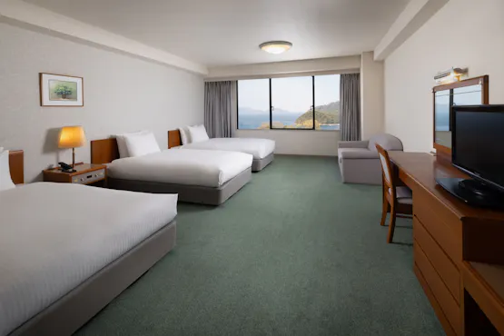 クラッシックトリプル