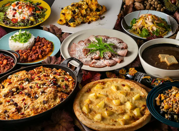 <Dinner Buffet>※11-2月ご提供予定