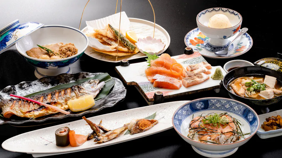 Blessings of Lake Biwa, Fisherman's Inn Funakura