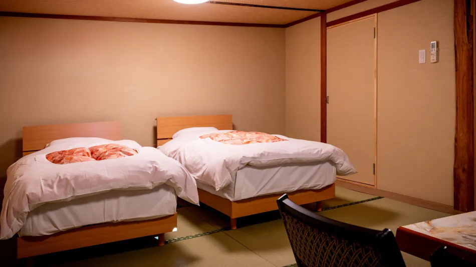 Blessings of Lake Biwa, Fisherman's Inn Funakura