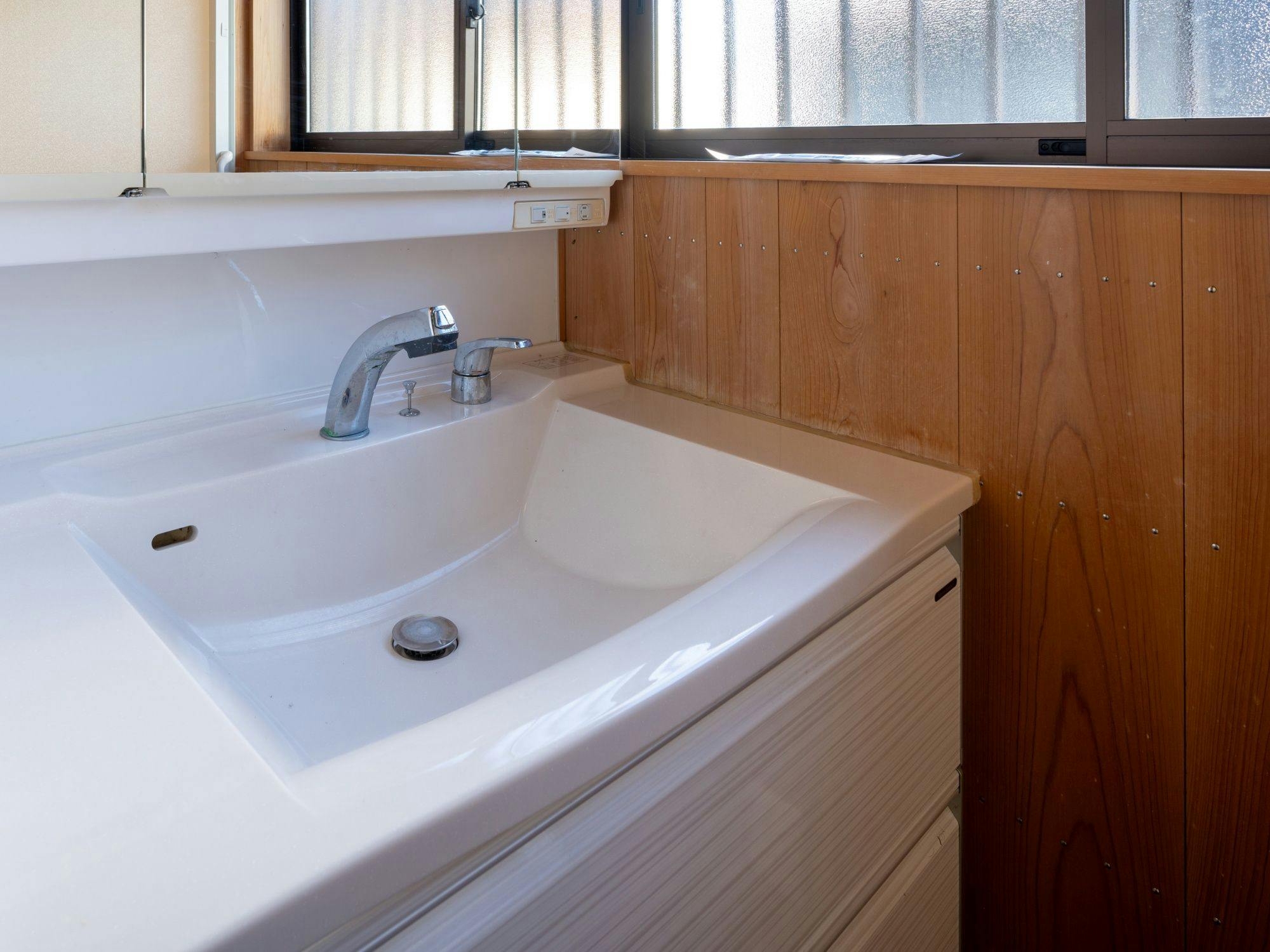 Sink di bangunan tambahan