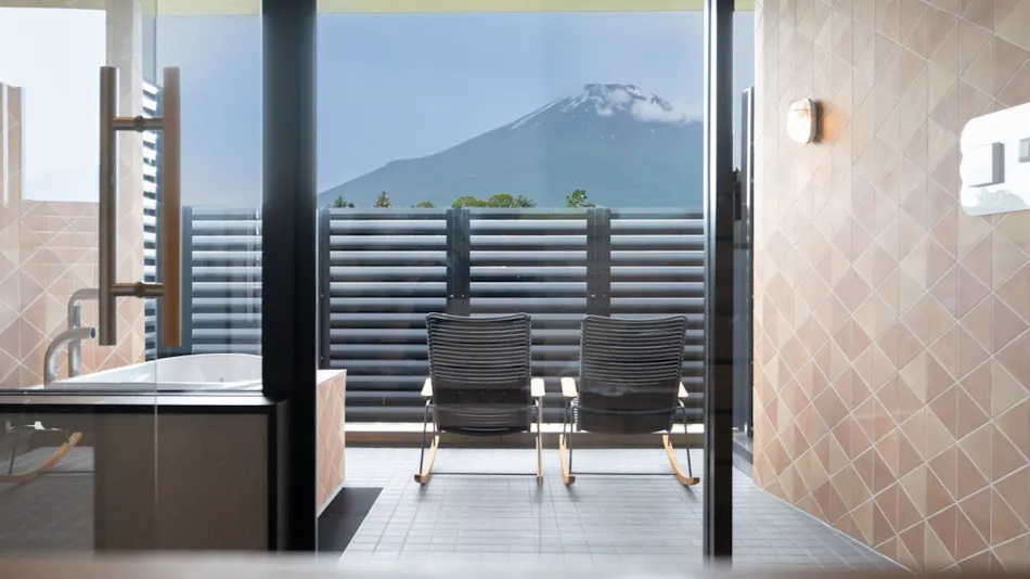 Shizuku: Private Room Inn with Sauna and Views of Mount Fuji