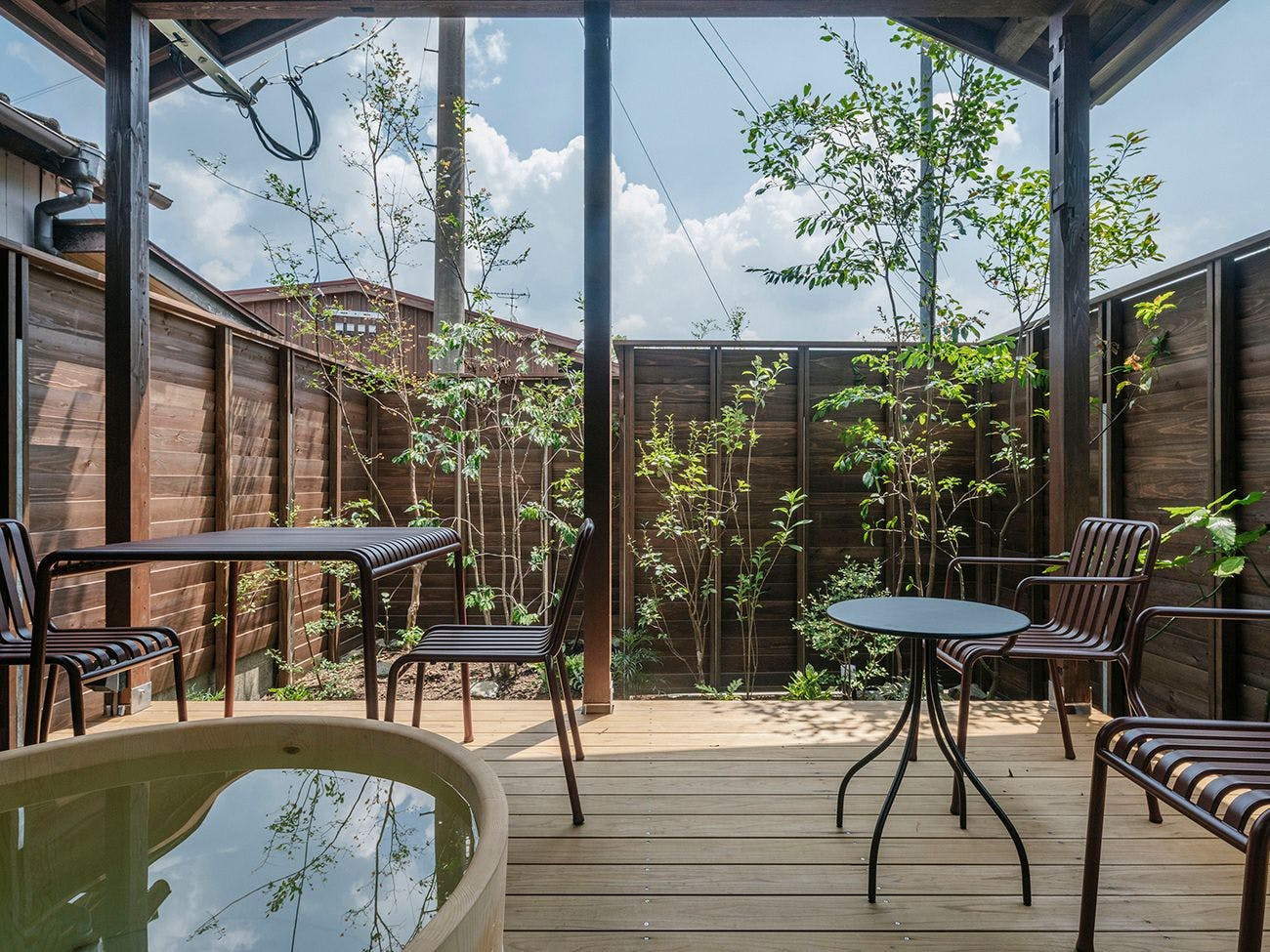 Nhà Yoshimoto – Phòng tắm