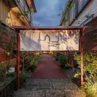 RIVERSIDE ALLEY: Ngoại thất