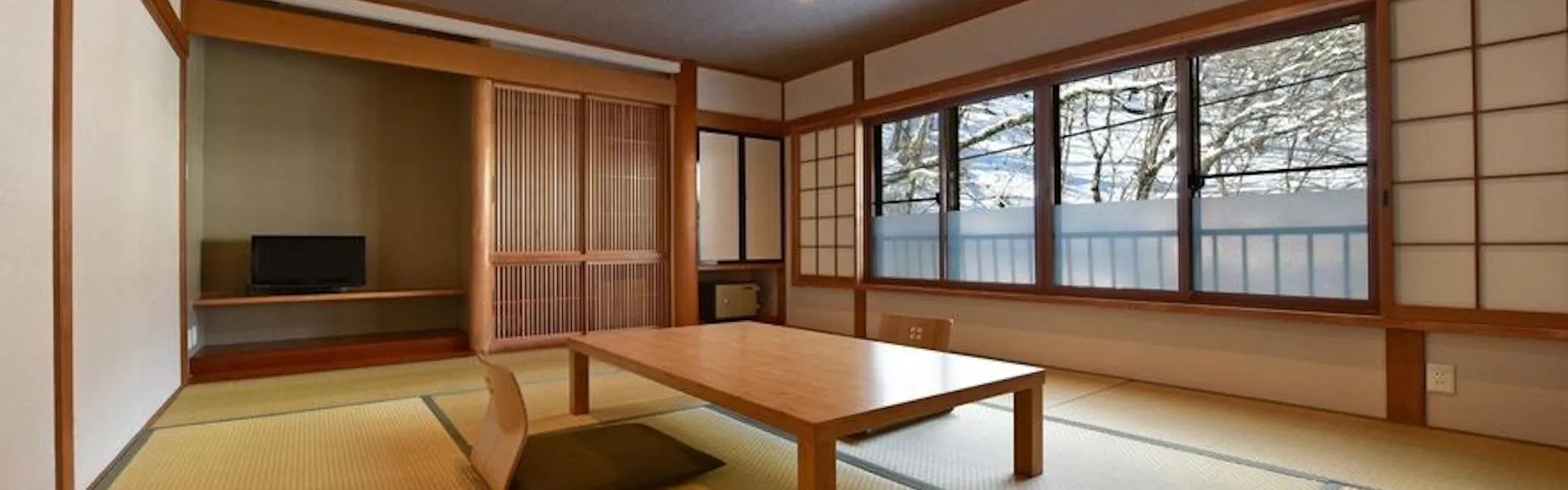 四万温泉 ひなたみ館