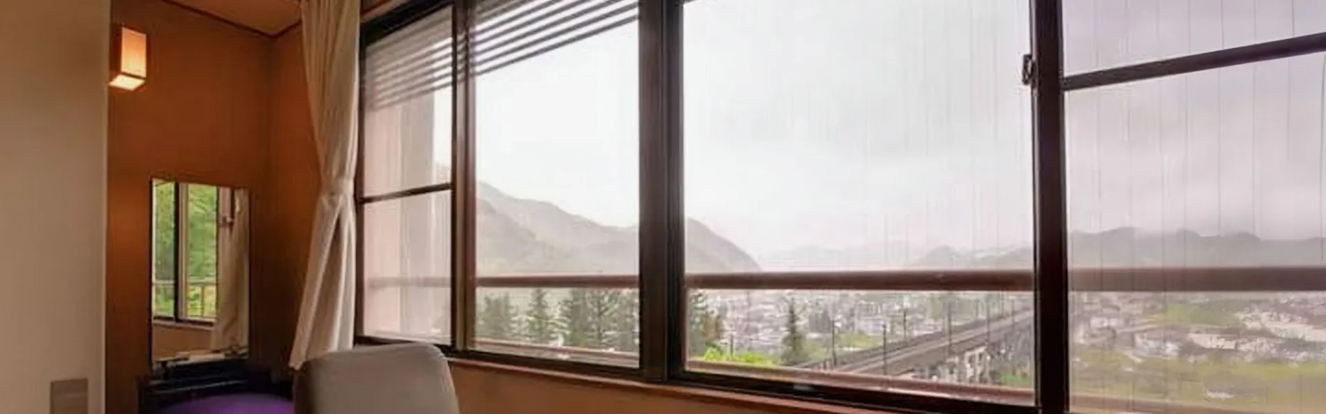 越後湯沢温泉 一望千里 御湯宿 中屋