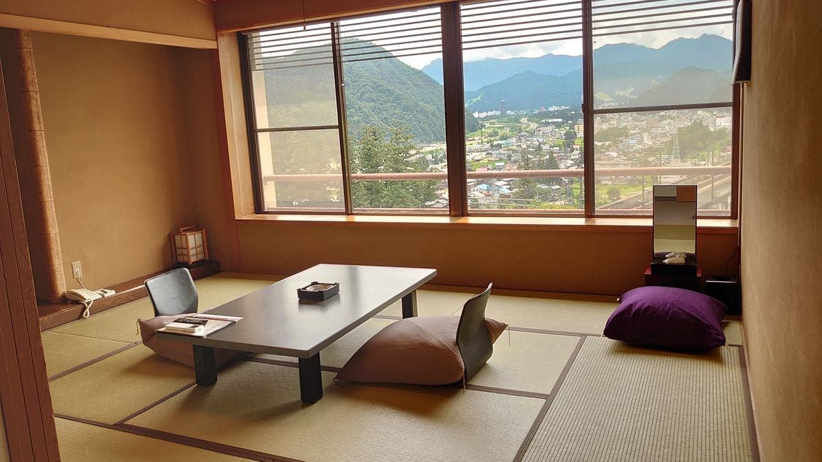 越後湯沢温泉 一望千里 御湯宿 中屋