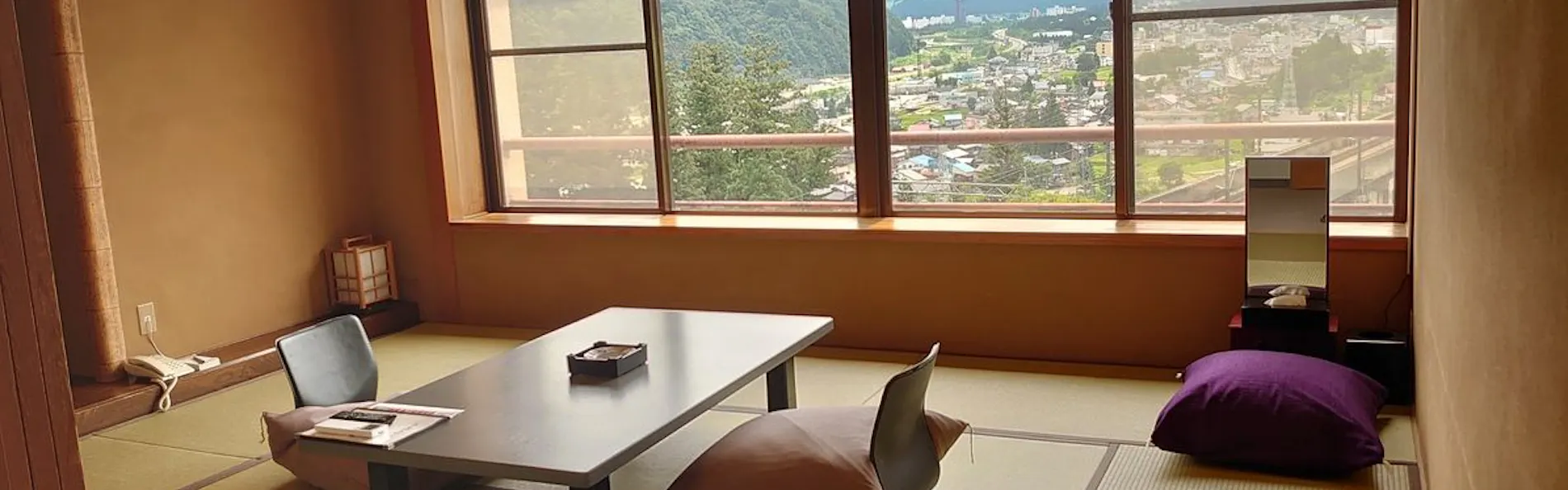 越後湯沢温泉 一望千里 御湯宿 中屋