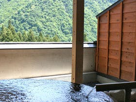 越後湯沢温泉 一望千里 御湯宿 中屋