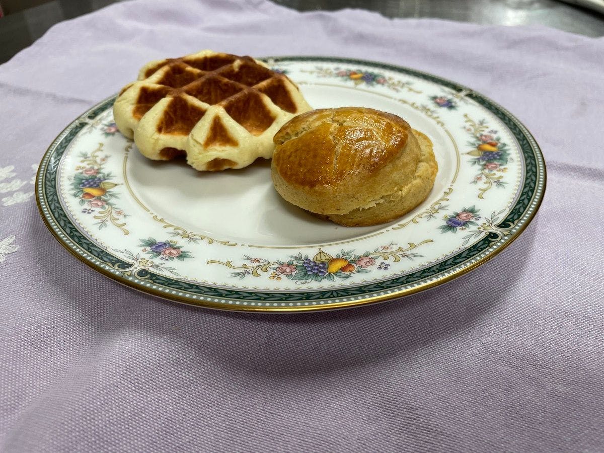 ビスキュイ・ショ＆ベルギーワッフル