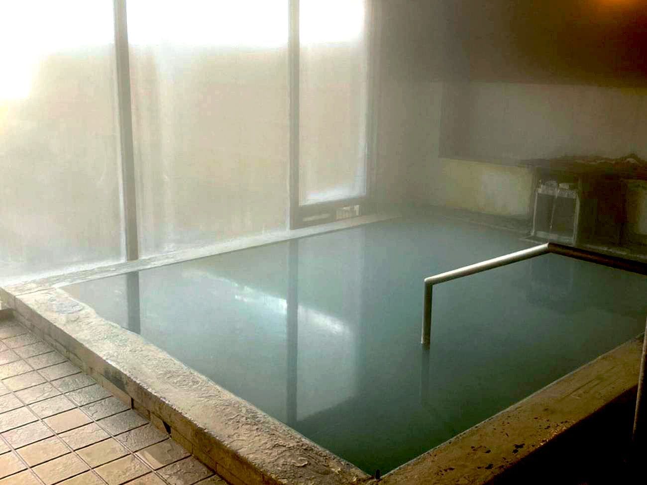 湯元　板屋