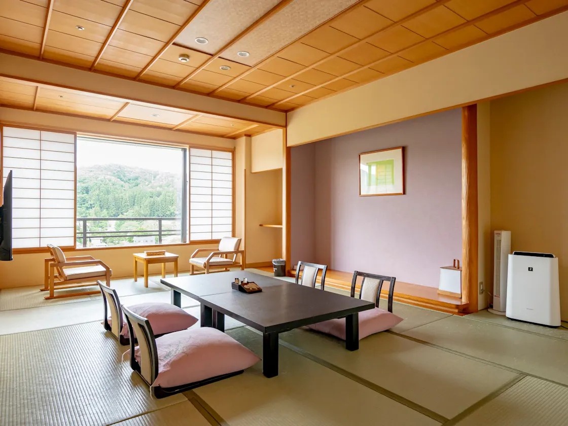 純和室10畳<秋保温泉郷を一望>