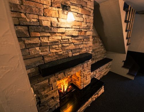 【本館メゾネットダブル】天窓から入る光