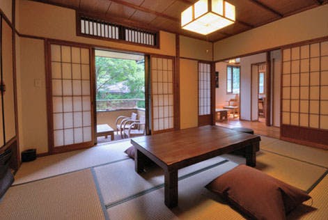 ห้องสไตล์ญี่ปุ่นริมแม่น้ำ