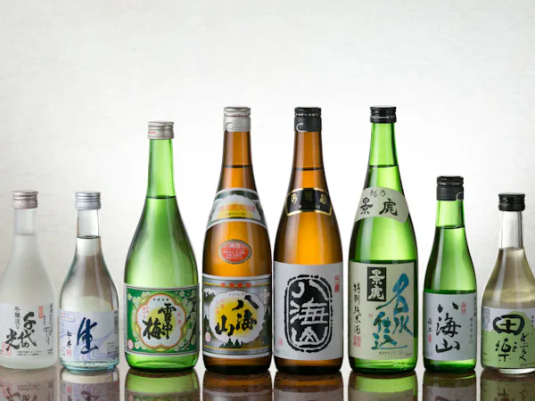<10種類から3種を選べる!利き酒特典付>季節替わりの山里料理&2種類の源泉&かけ流し貸切風呂無料