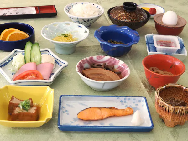 【朝食付プラン】ご飯は美味コシヒカリ!21時までチェックインOK&かけ流し貸切風呂無料