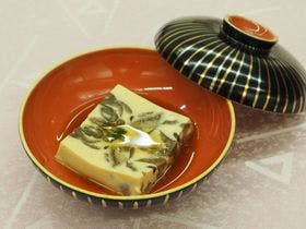 越後松之山温泉　凌雲閣