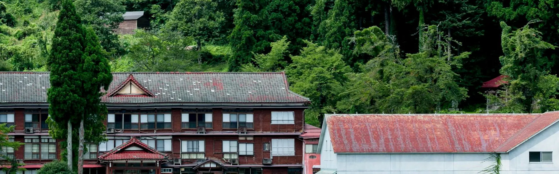 越後松之山温泉 凌雲閣