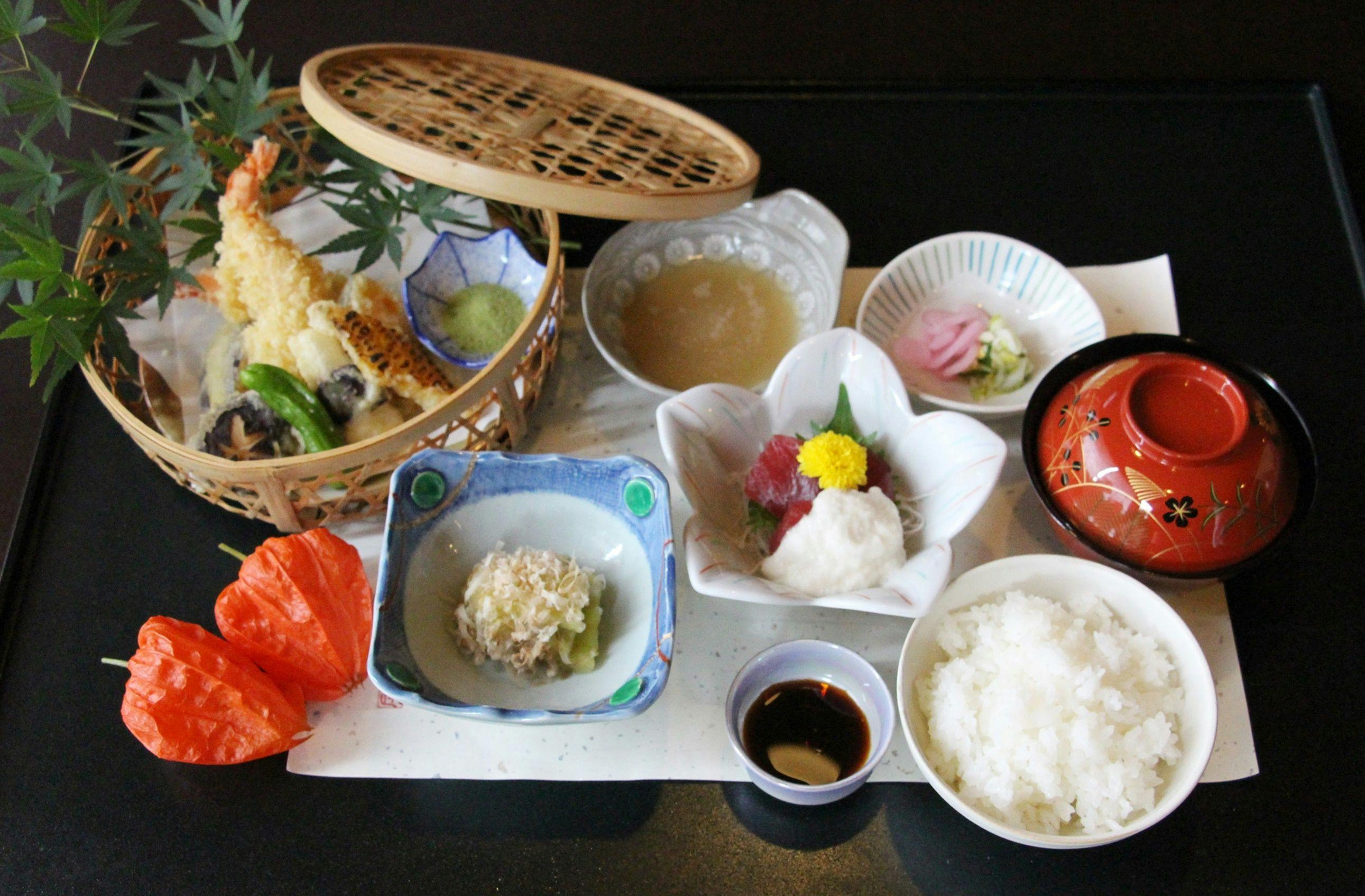 暖灯館きくのや