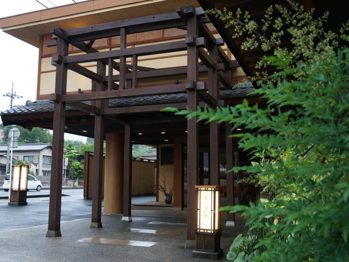 暖灯館きくのや