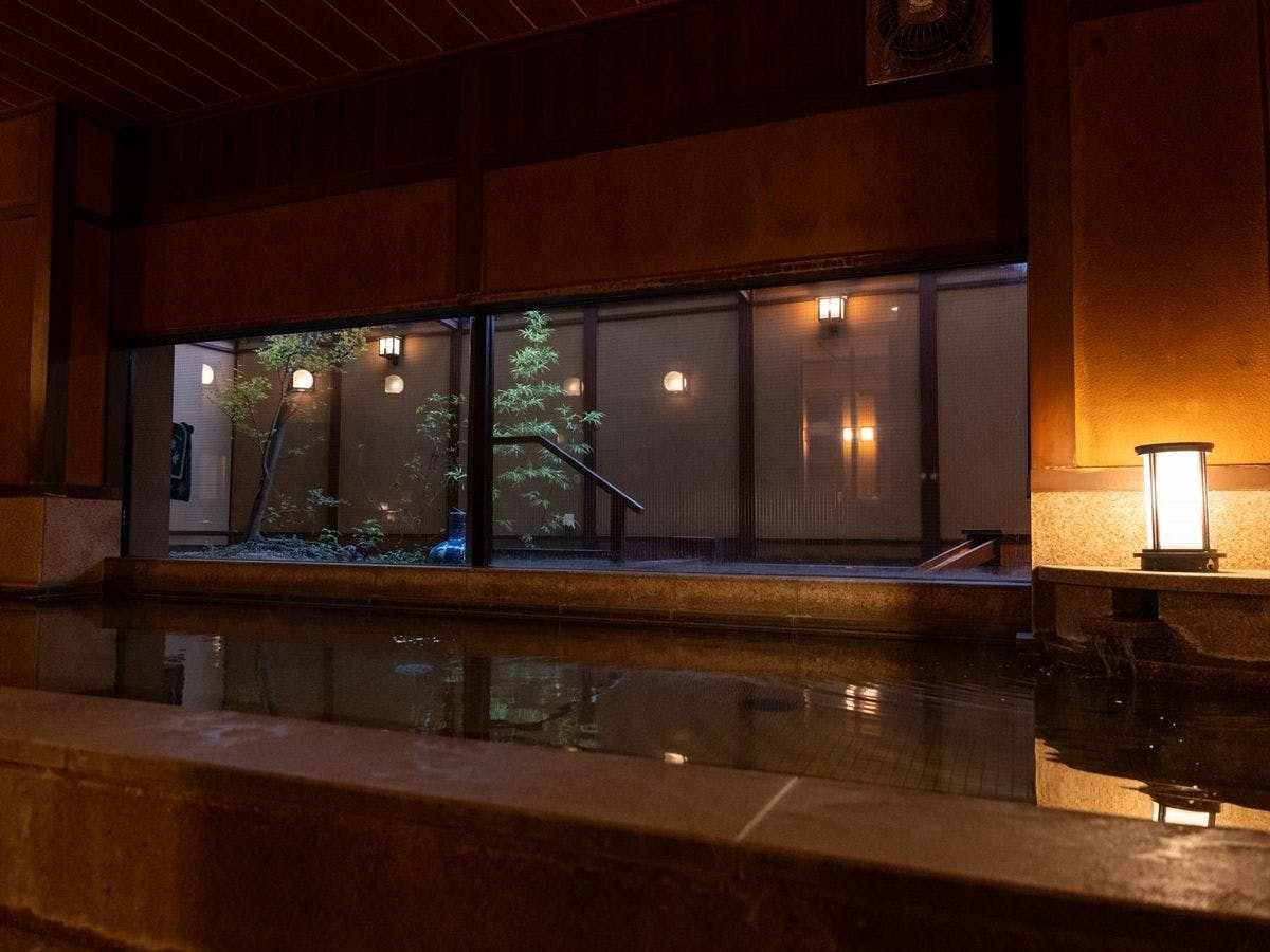 ห้องอาบน้ำรวม