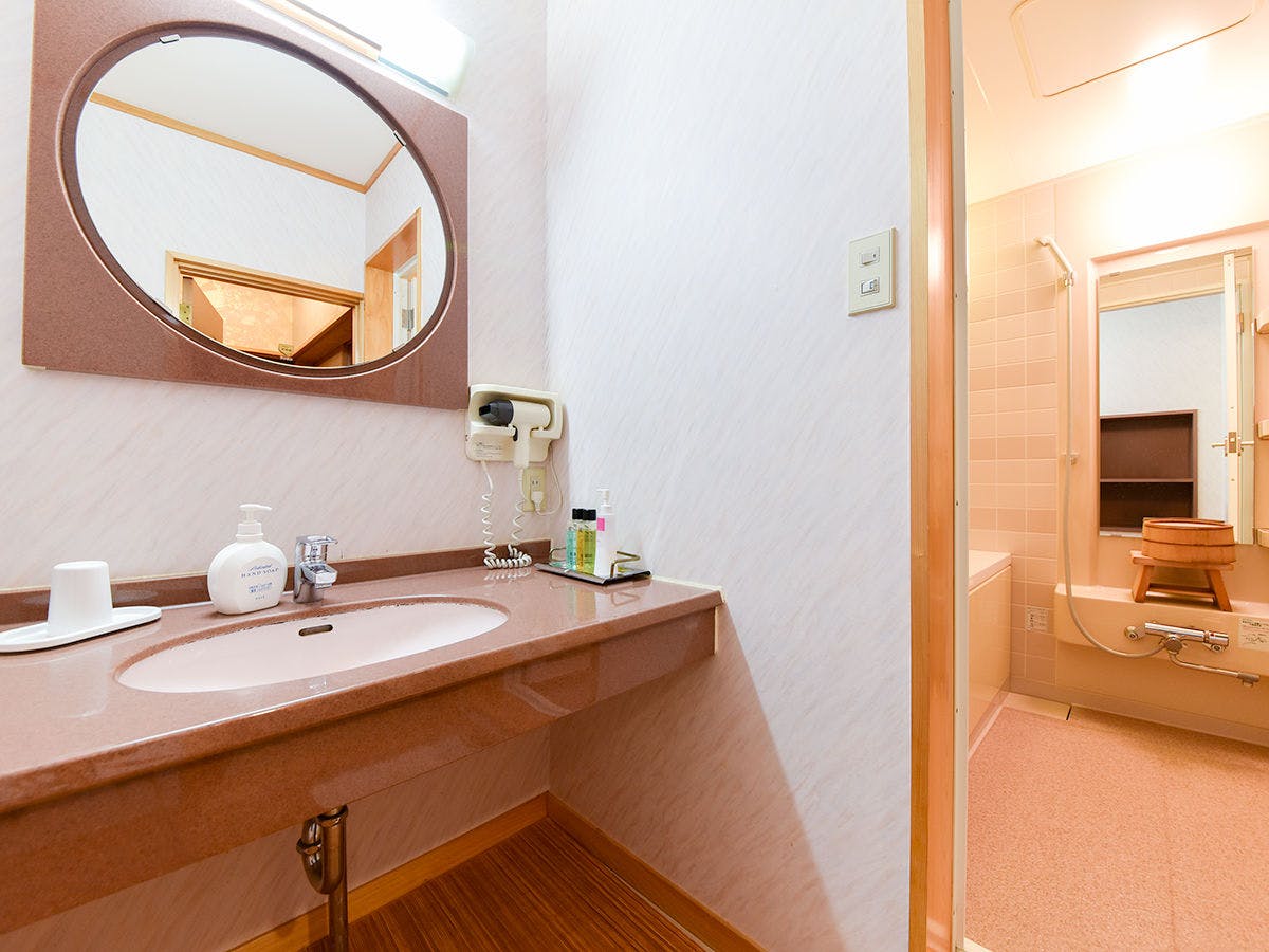 ห้องพัก (14 เสื่อทาทามิ)