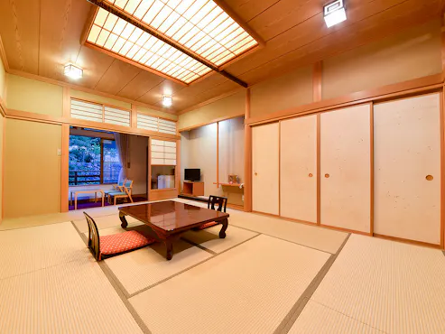 ห้องพัก (14 เสื่อทาทามิ)